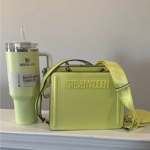 40 oz Stanley and matching Steve Madden handbag